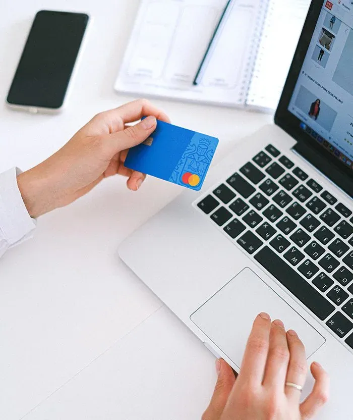 Compras seguras con pagos en línea Wompi de Bancolombia en Madepinos Medellín